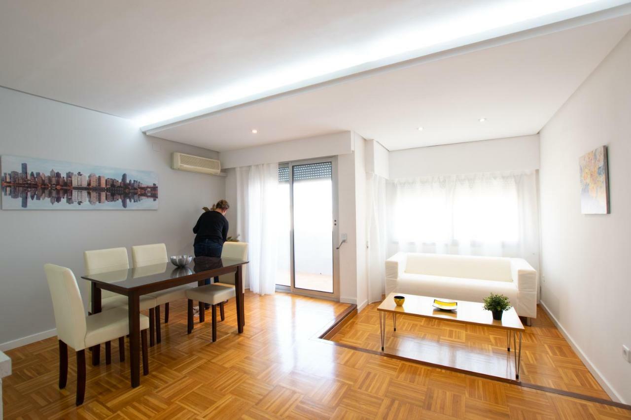 Light And Bright Apartment In Central Валенсия Екстериор снимка