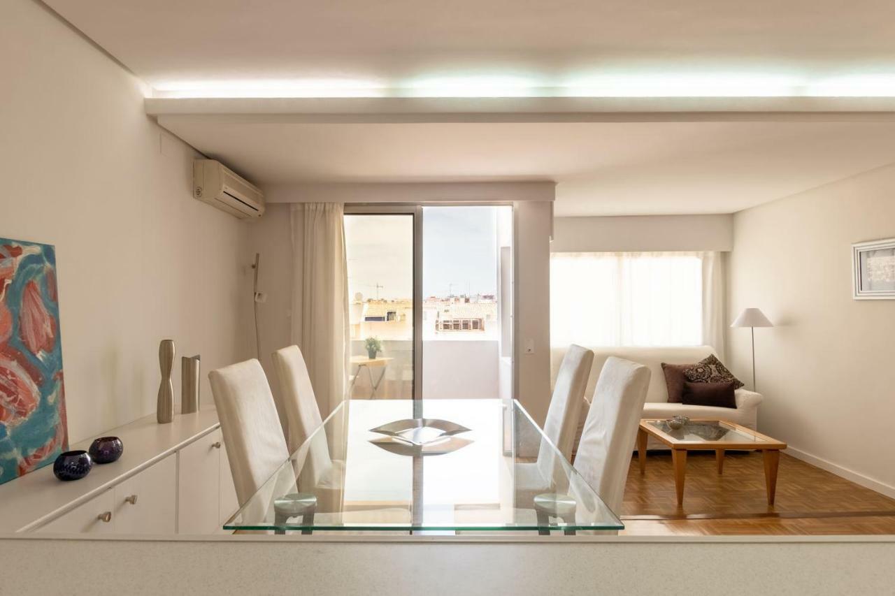 Light And Bright Apartment In Central Валенсия Екстериор снимка